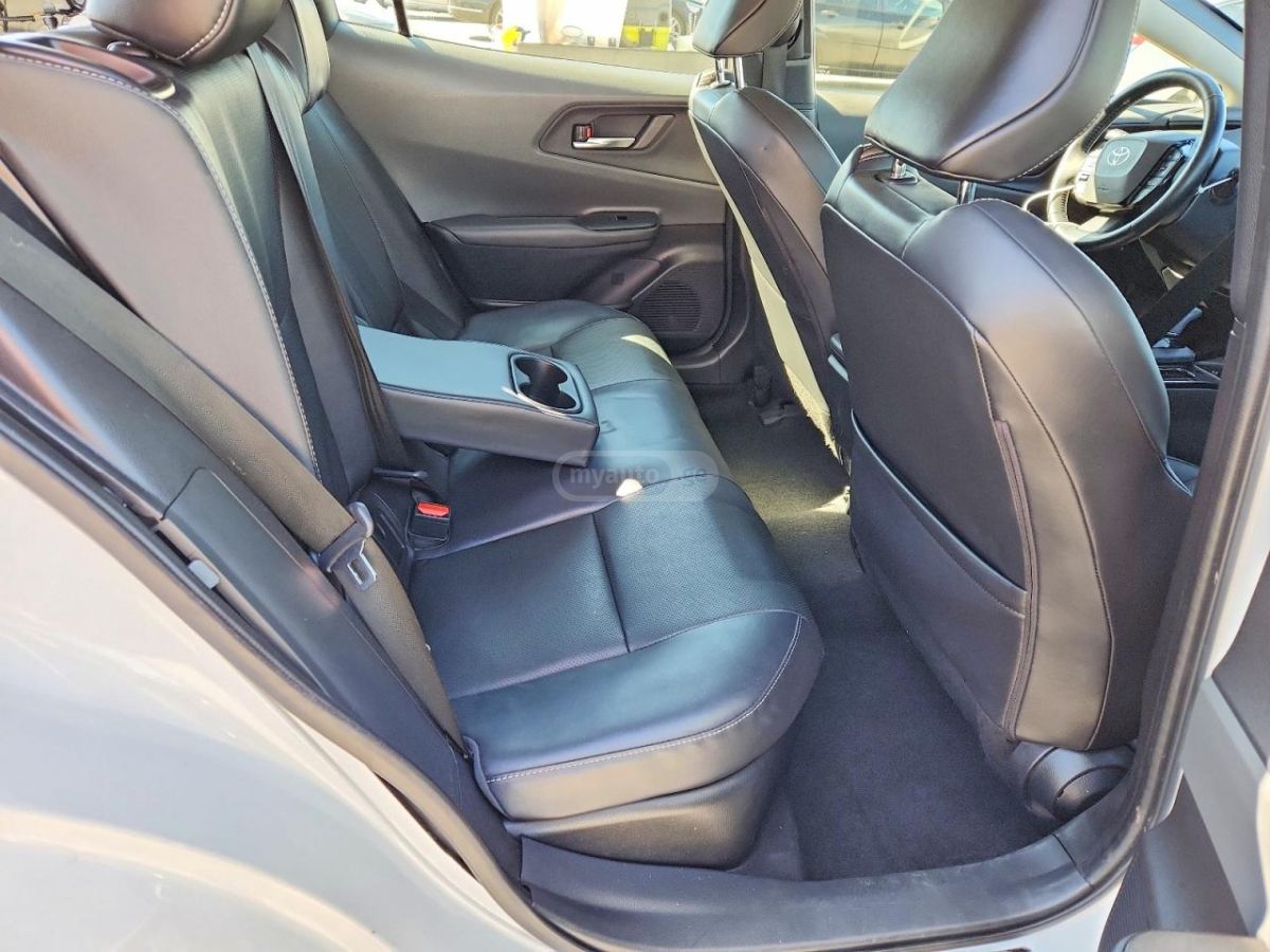 Toyota Prius - фото 10