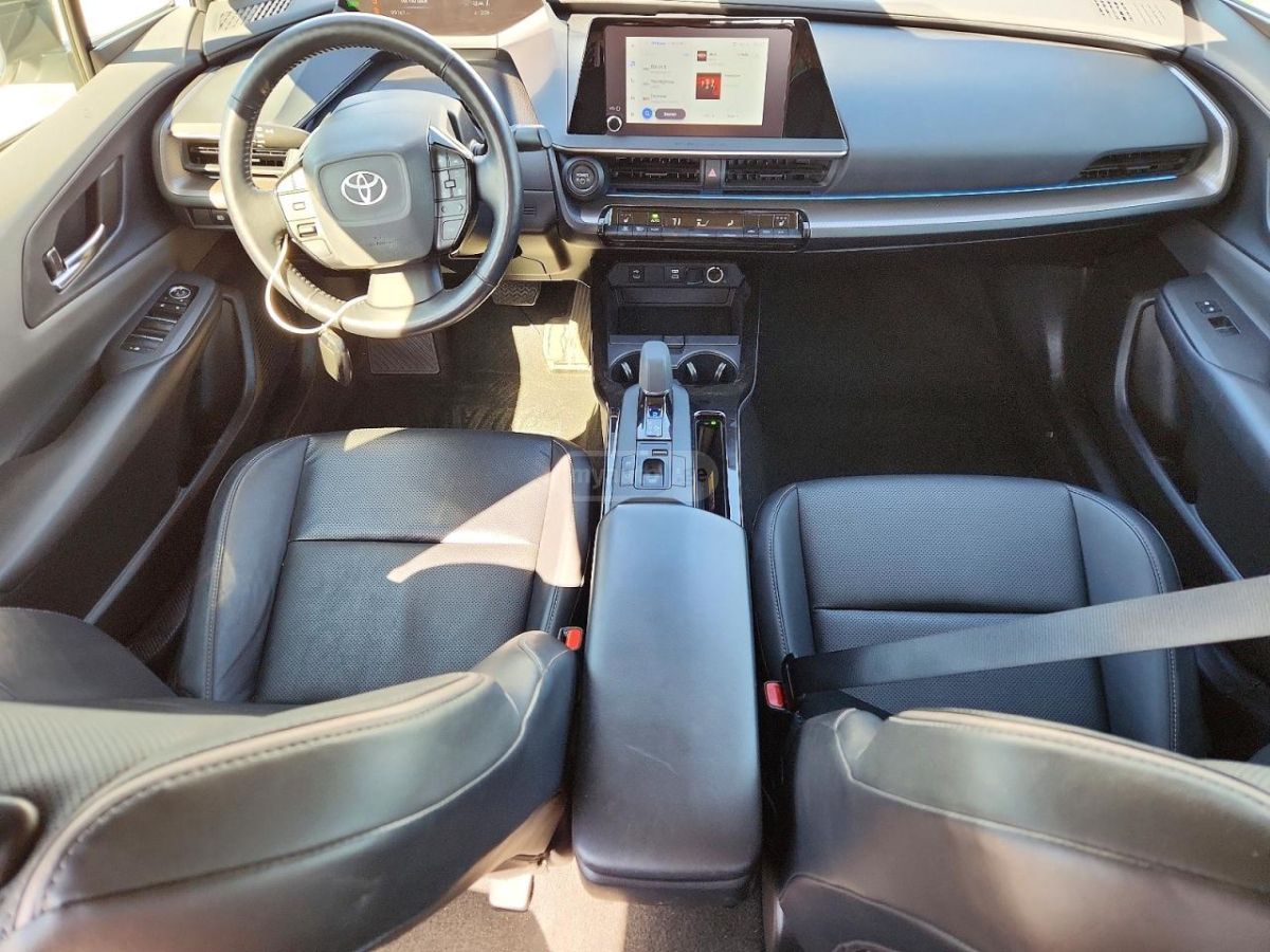Toyota Prius - фото 8