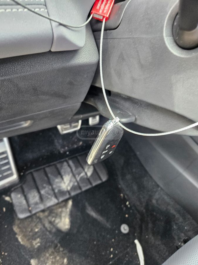 Volkswagen Tiguan 2025 — миниатюра 10