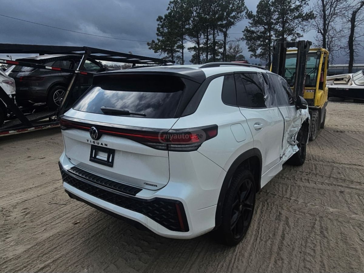 Volkswagen Tiguan 2025 — миниатюра 8