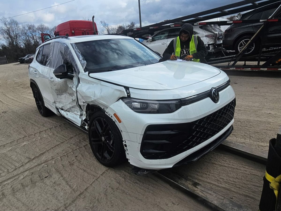 Volkswagen Tiguan 2025 — миниатюра 9