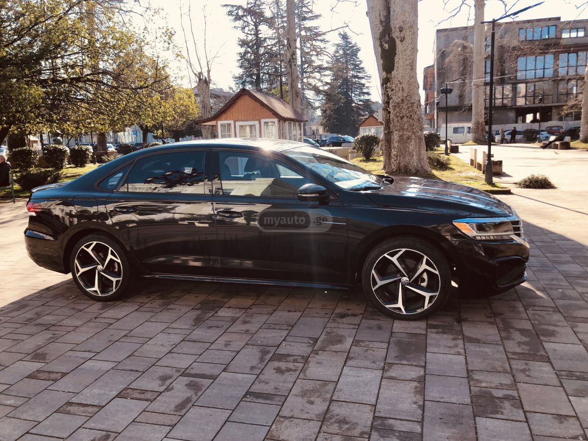 Volkswagen Passat - фото 4