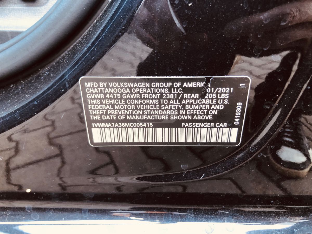 Volkswagen Passat - фото 8