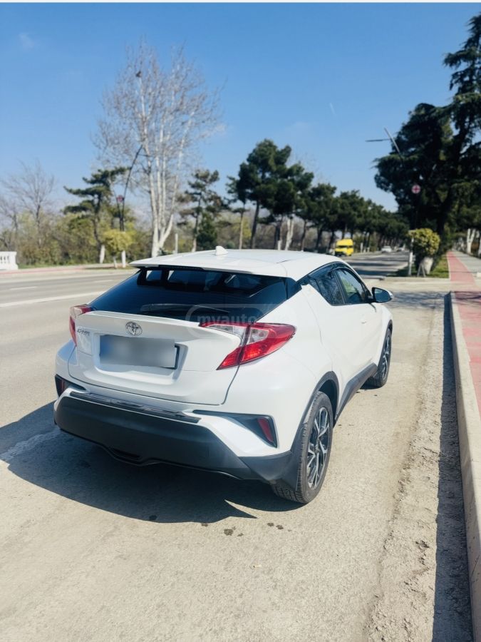 Toyota CHR - фото 3
