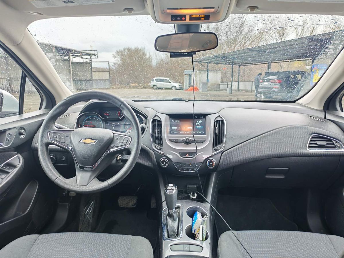 Chevrolet Cruze - фото 4