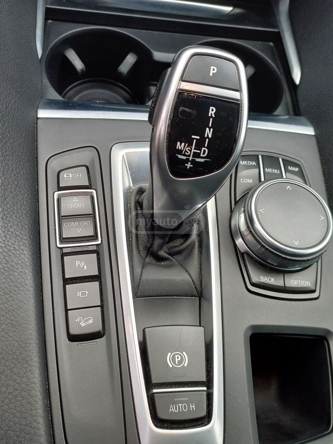 BMW X6 - фото 10