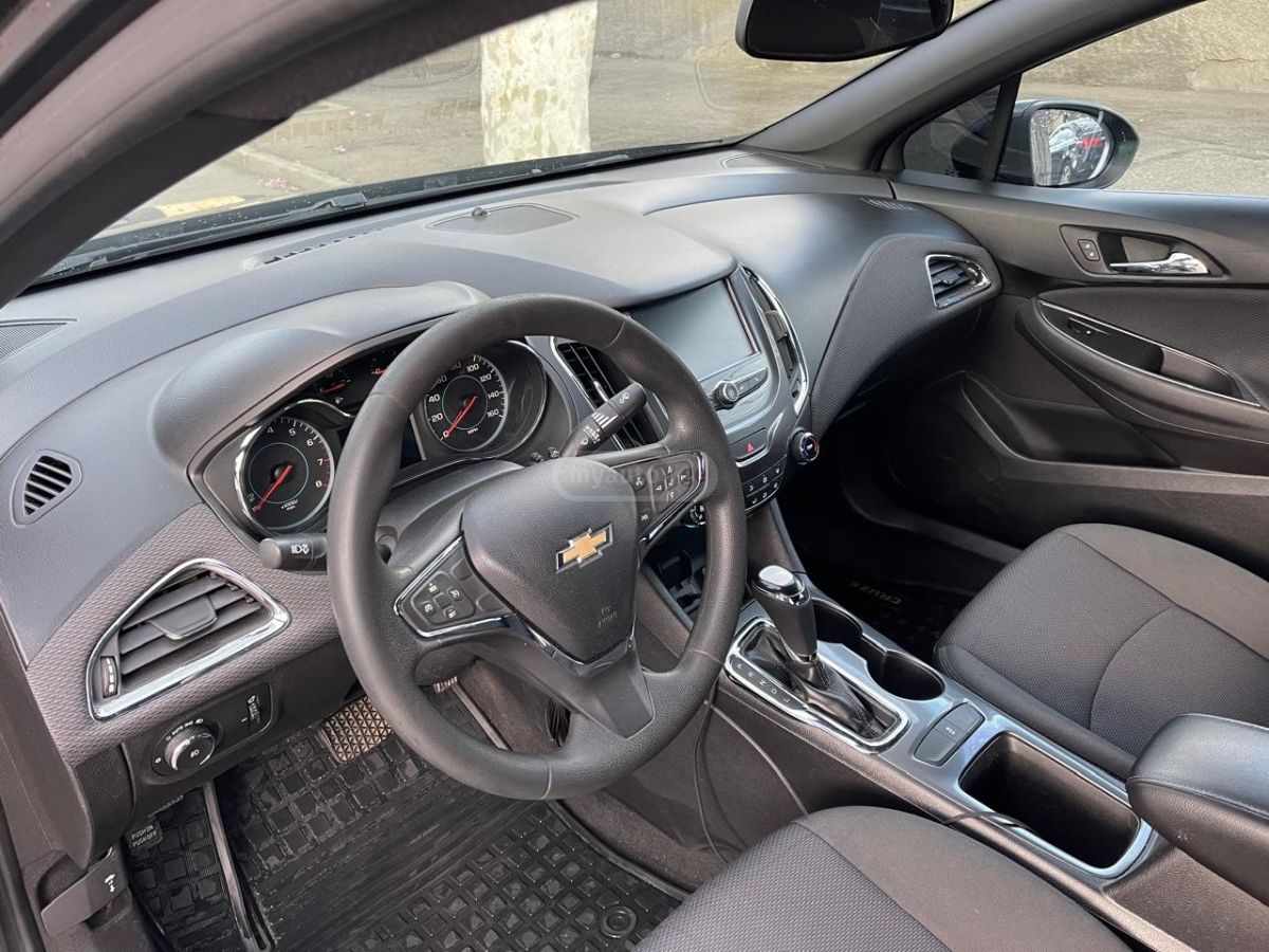 Chevrolet Cruze - фото 6
