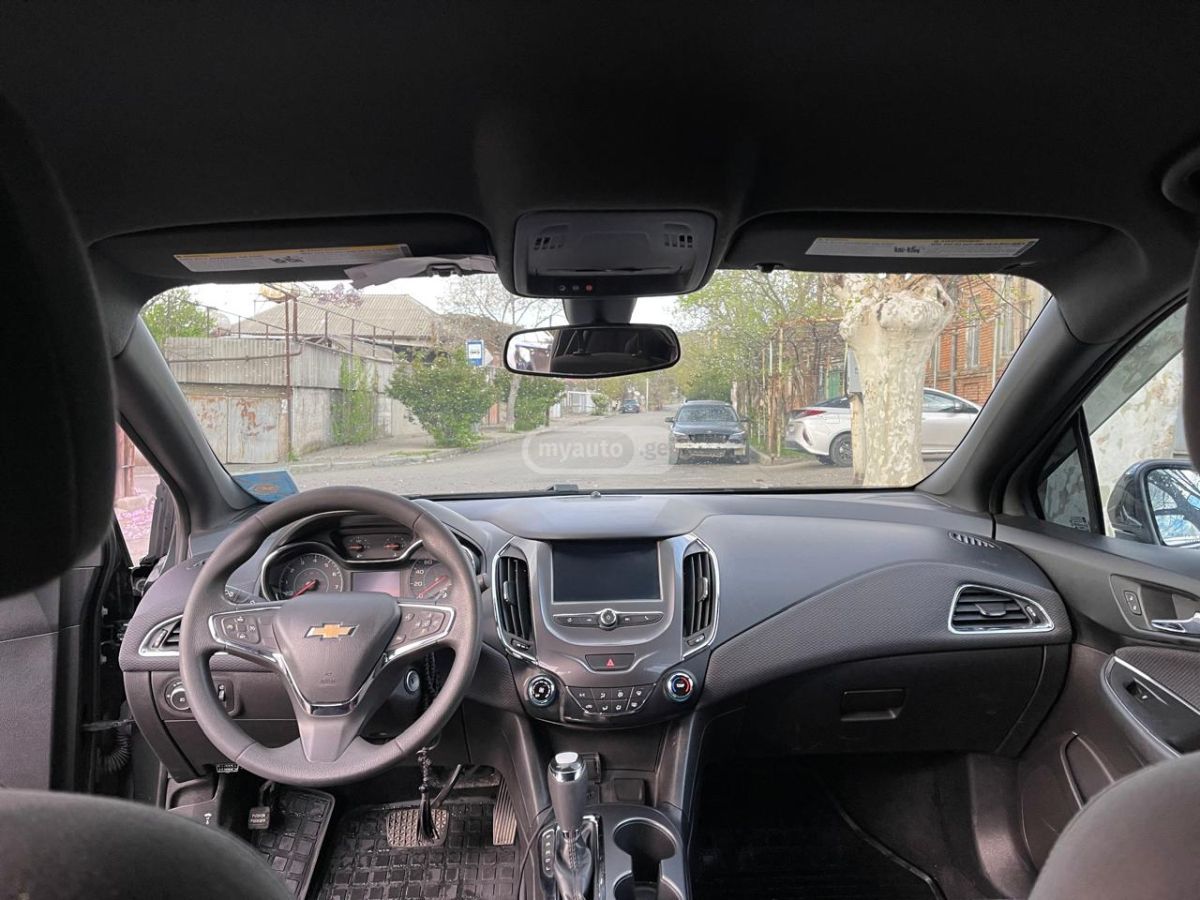 Chevrolet Cruze - фото 7