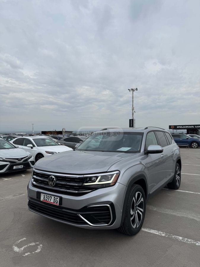 Volkswagen Atlas - фото 1