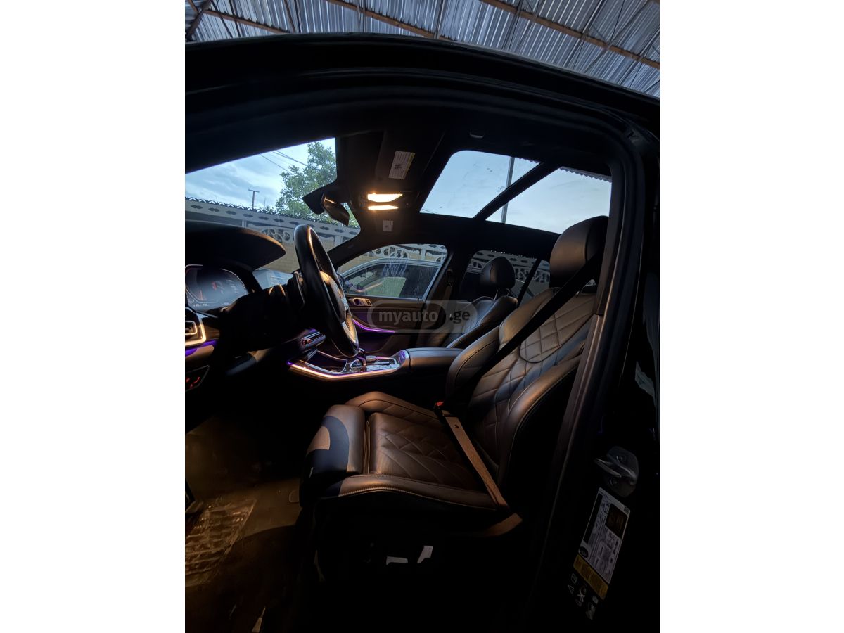 BMW X5 - фото 12