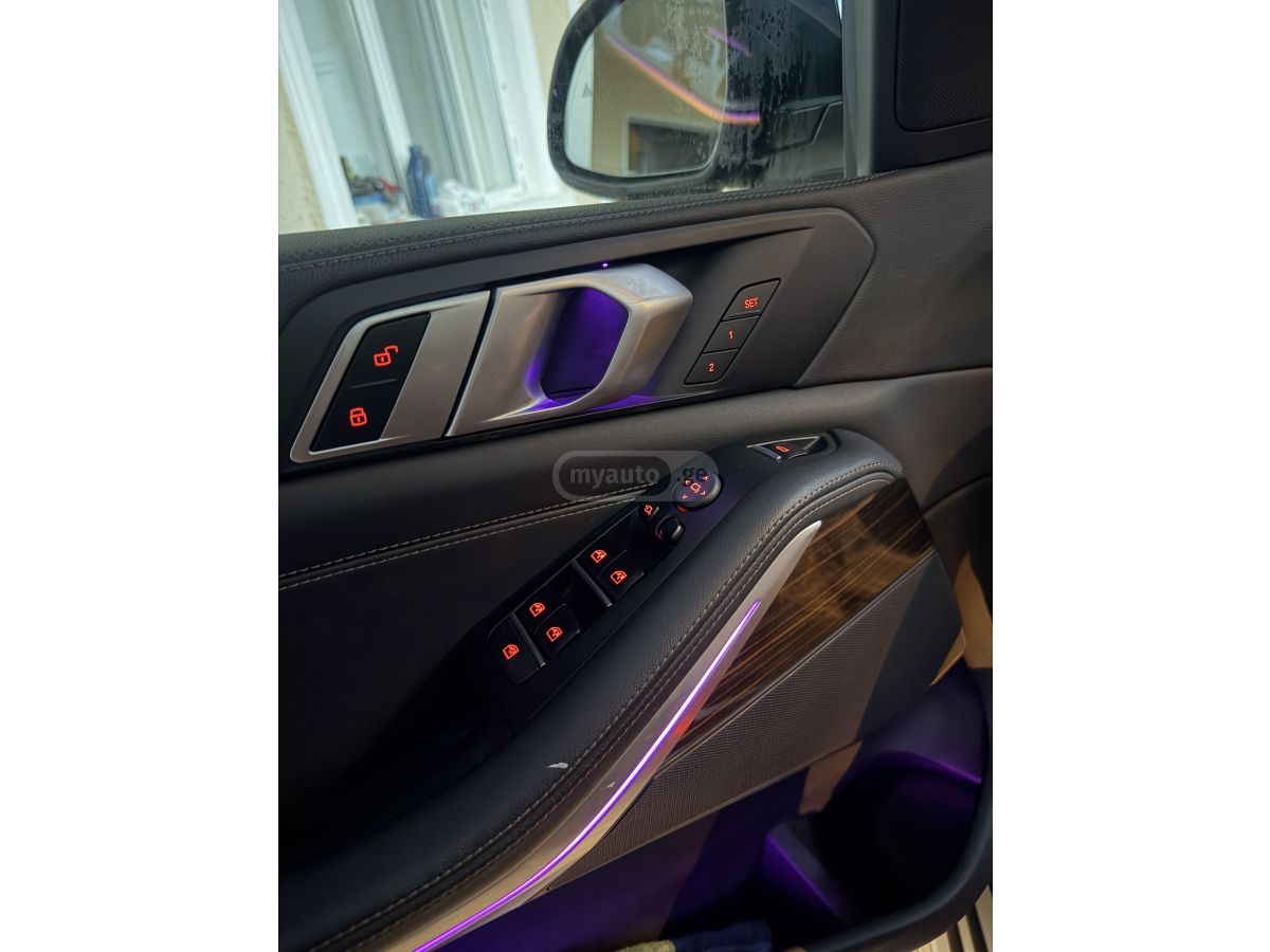 BMW X5 - фото 13