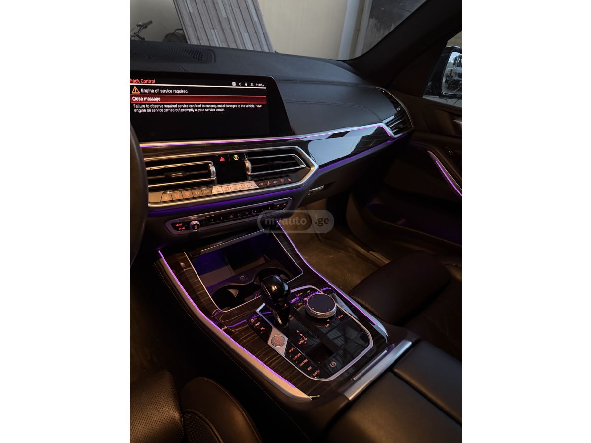 BMW X5 - фото 14