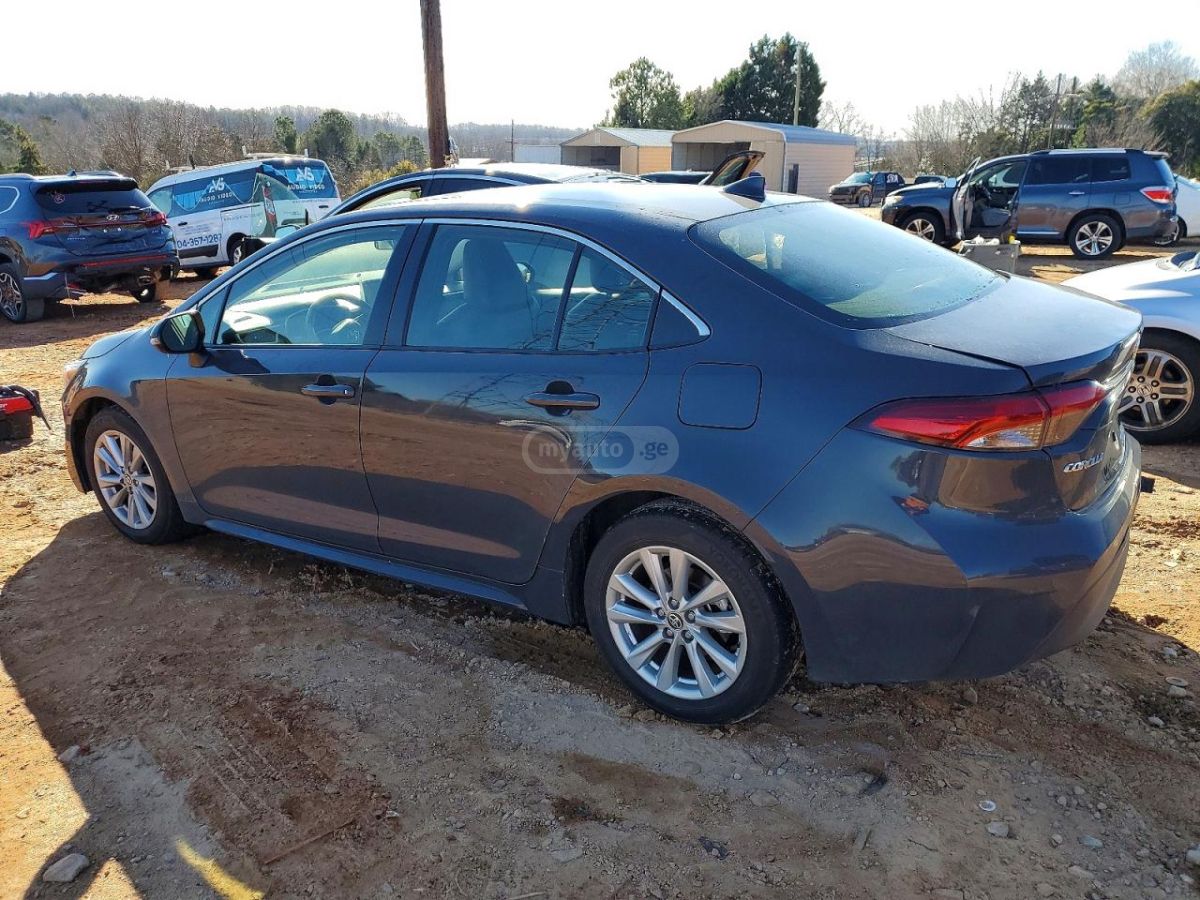 Toyota Corolla - фото 4