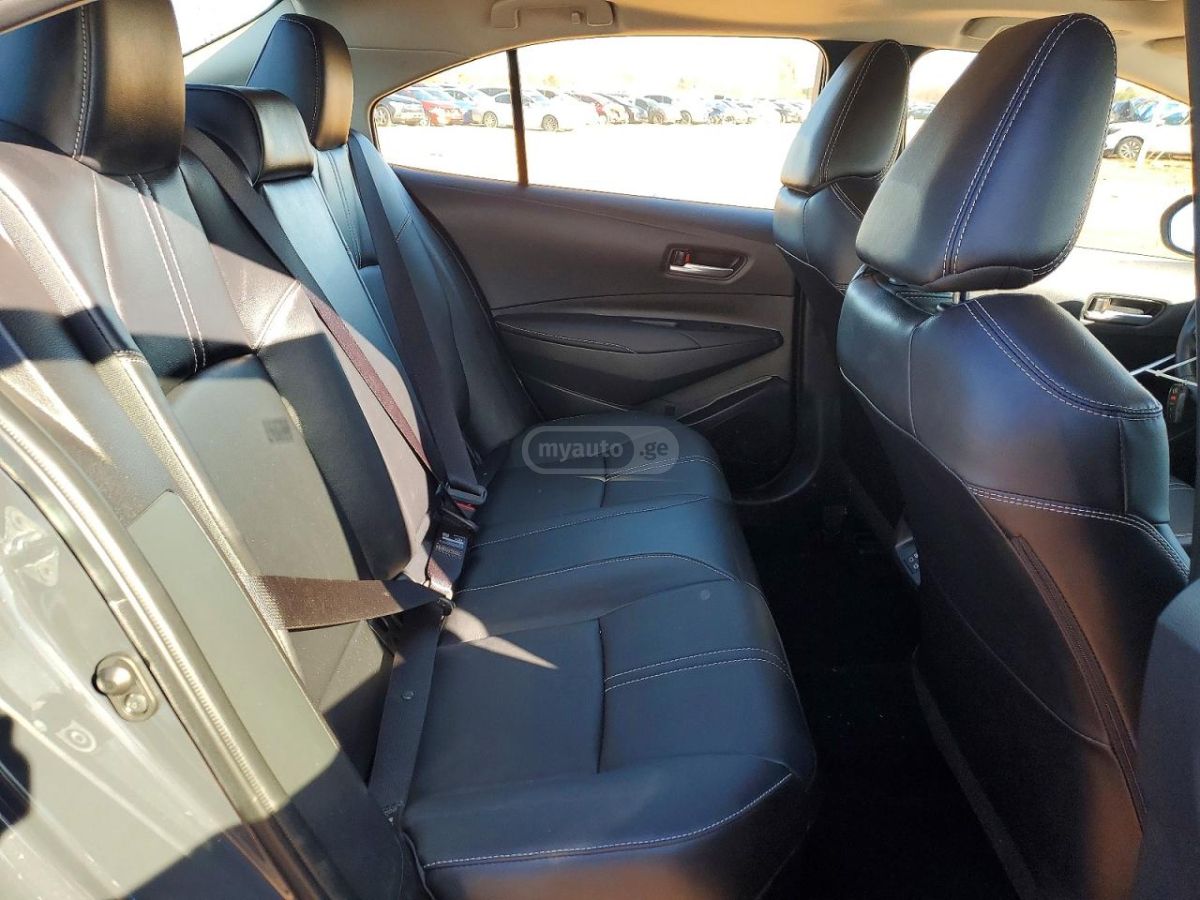 Toyota Corolla - фото 9