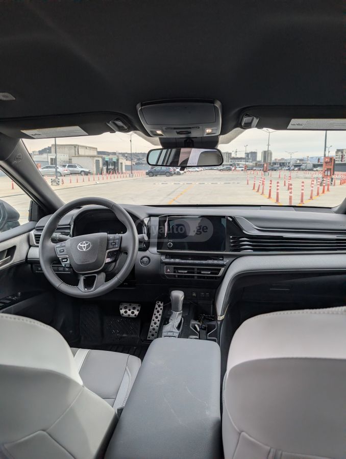 Toyota Camry - фото 8