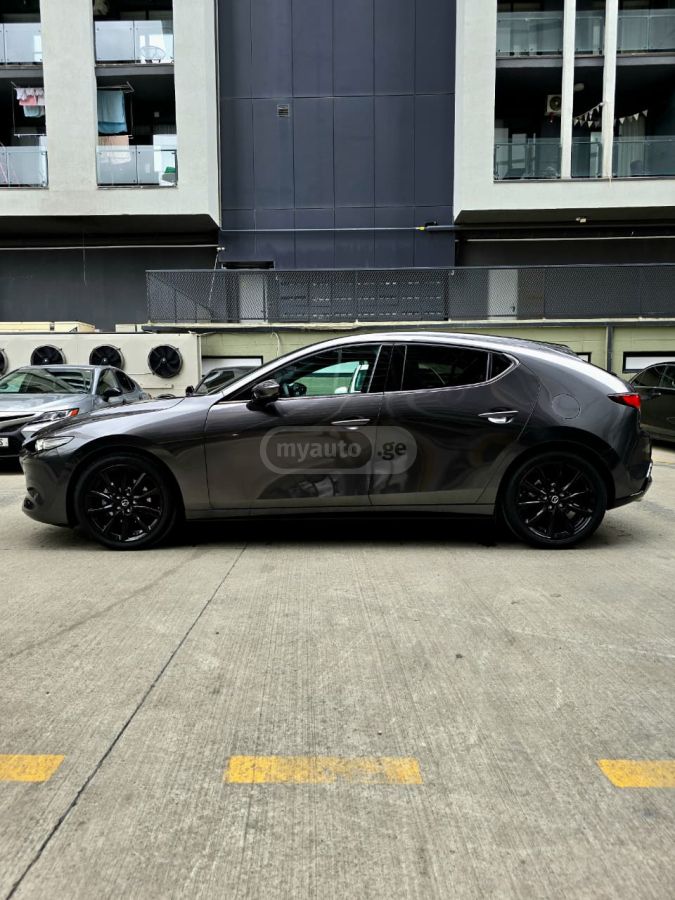 Mazda Premium — миниатюра 1