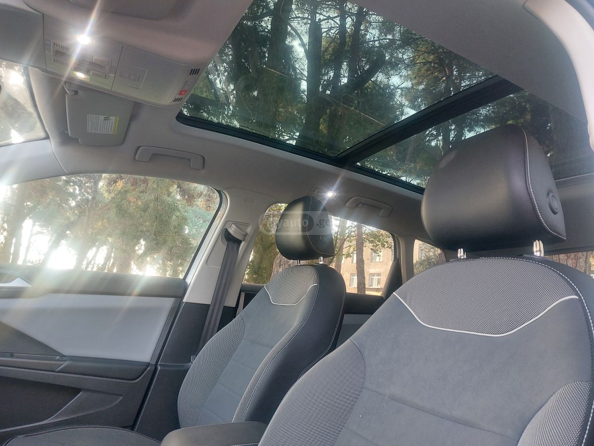 Volkswagen Taos - фото 10