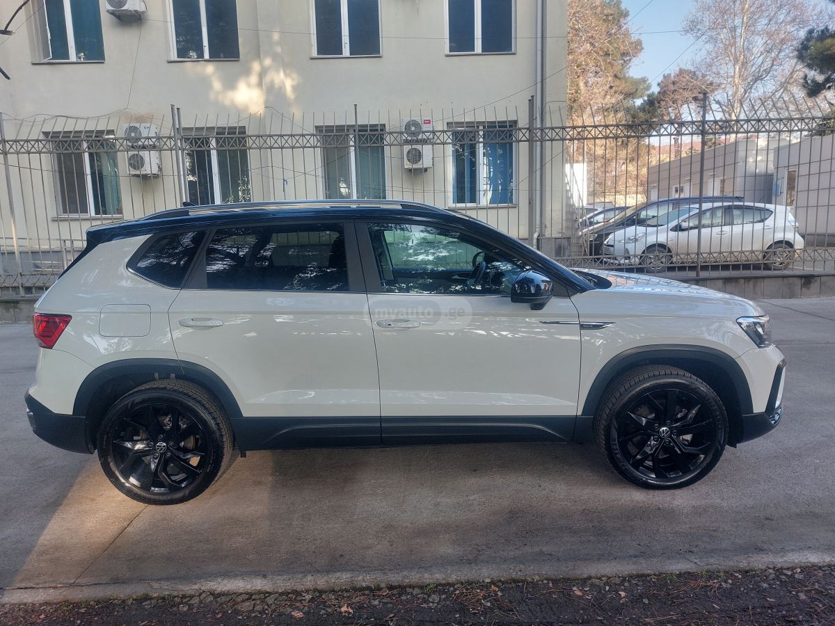 Volkswagen Taos - фото 3