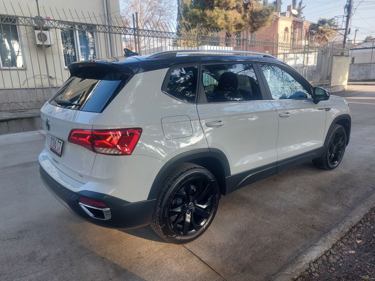 Volkswagen Taos - фото 7