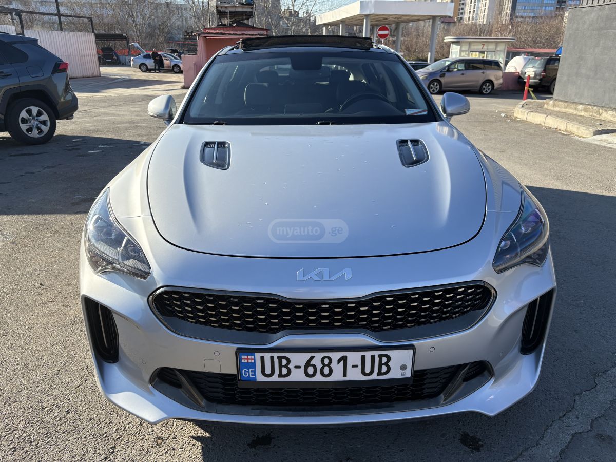 Kia Stinger - фото 6