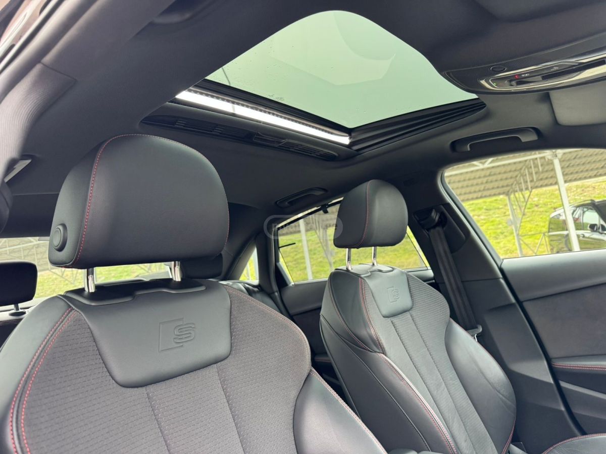 Audi A4 - фото 13