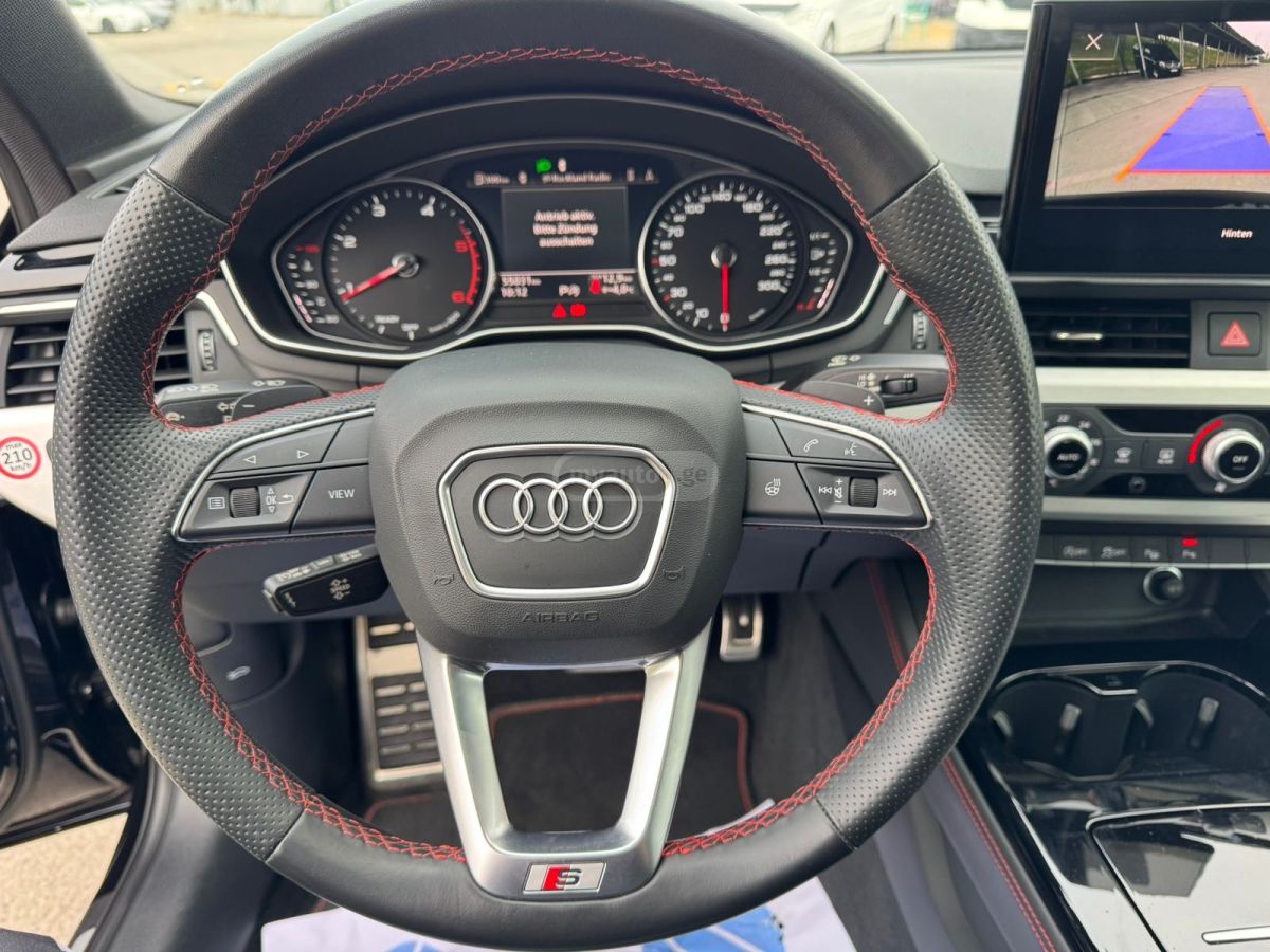 Audi A4 - фото 14