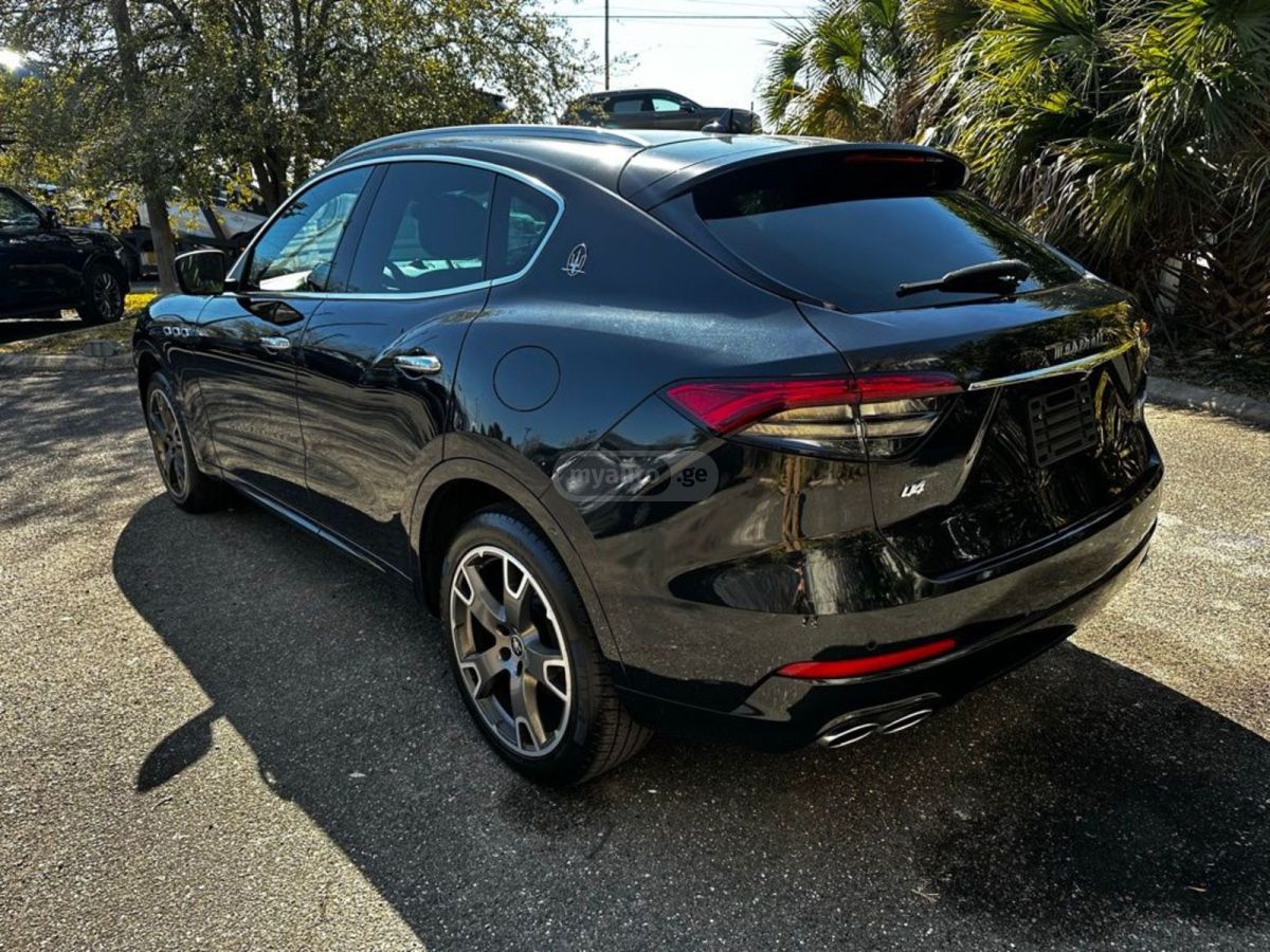 Maserati Levante 2021 — миниатюра 6