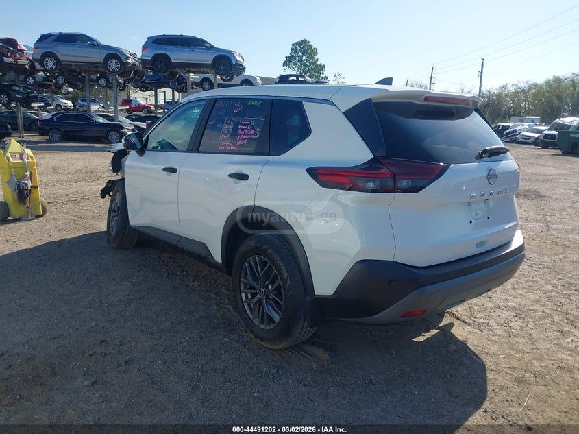 Nissan Rogue 2023 — миниатюра 3