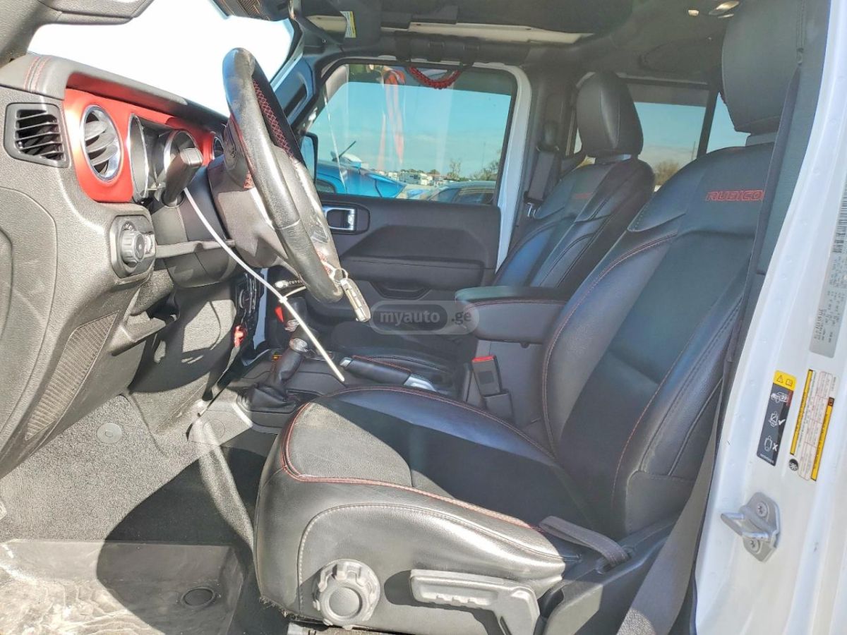 Jeep Wrangler - фото 7