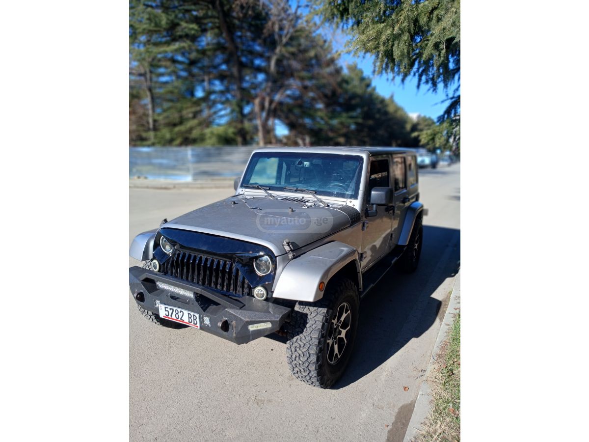 Jeep Wrangler - фото 5