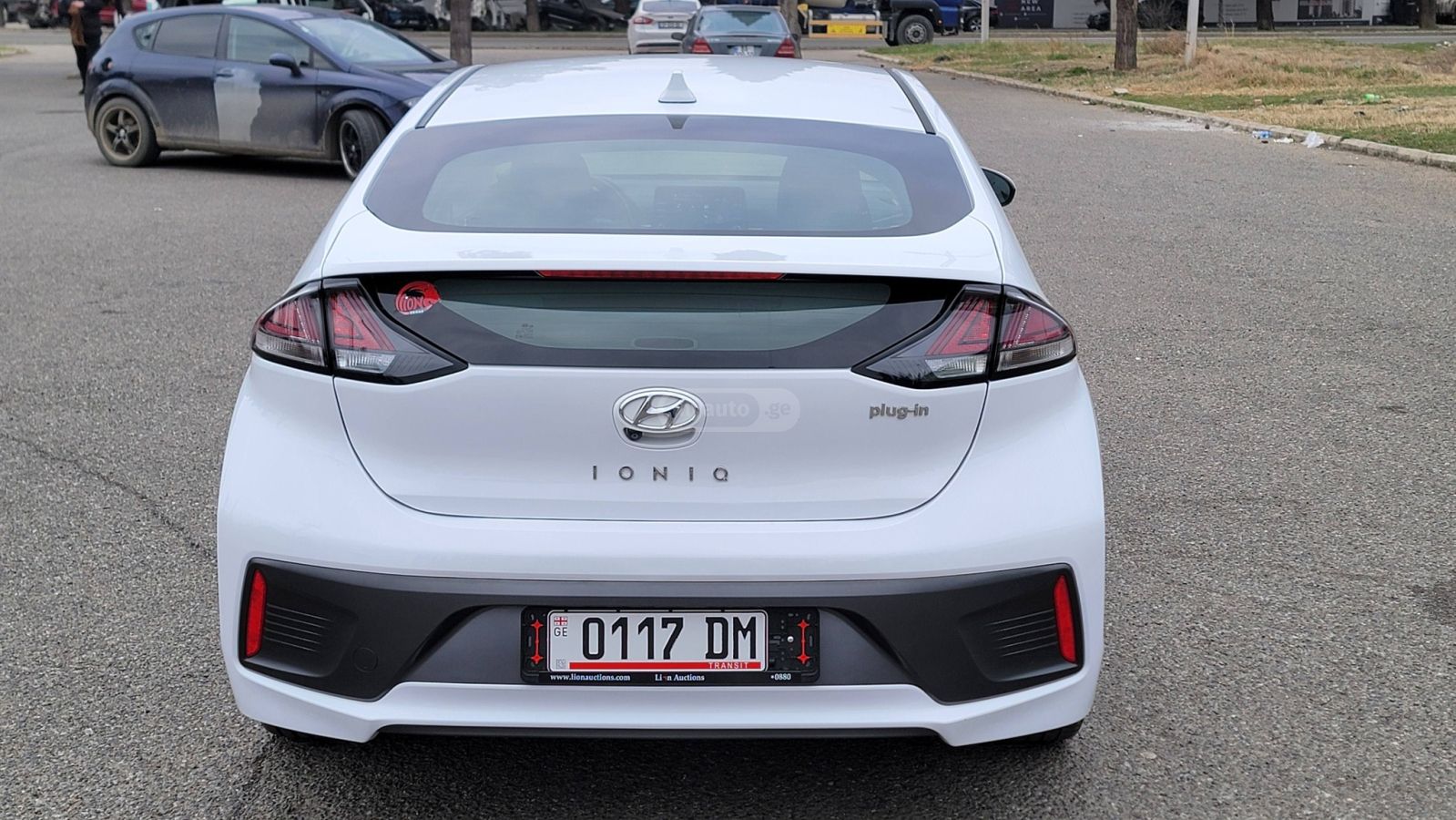 Hyundai Ioniq - фото 5