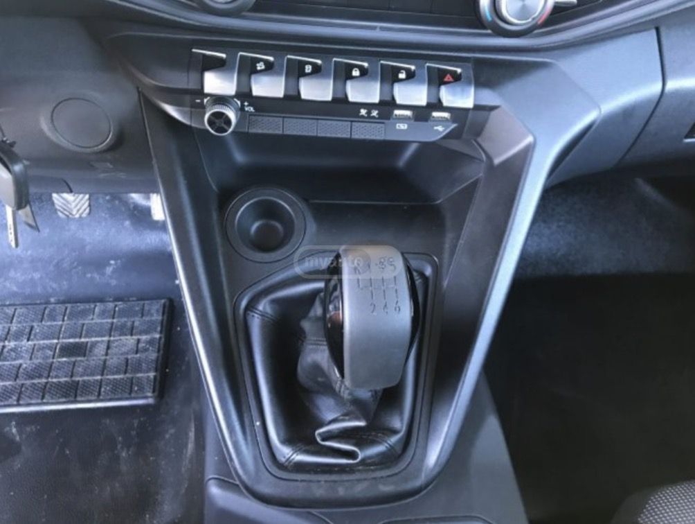 Fiat 500 2024 — миниатюра 13