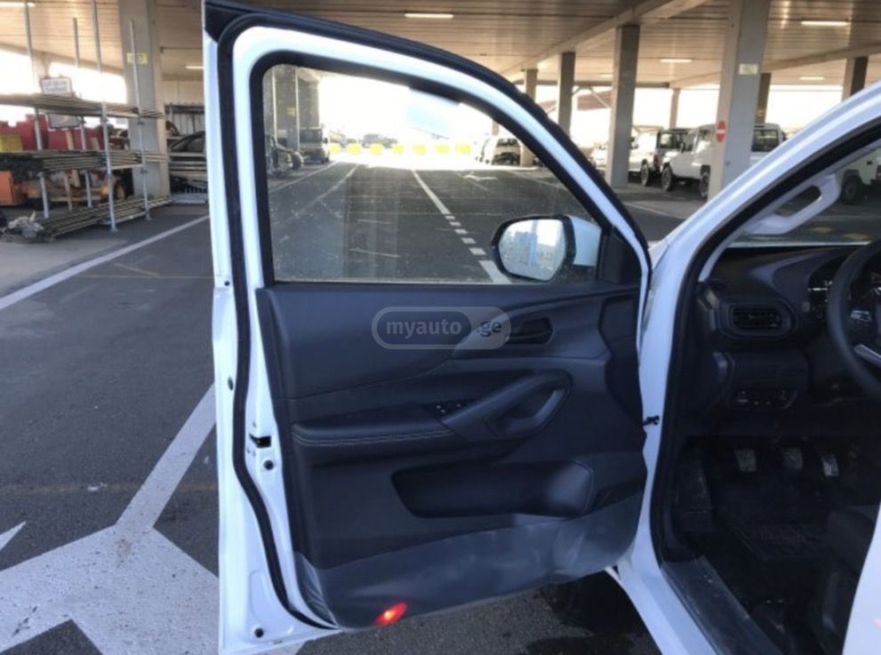 Fiat 500 2024 — миниатюра 7