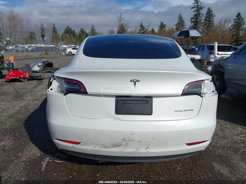 Tesla LONG RANGE DUAL MOTOR ALL-WHEE — миниатюра 12