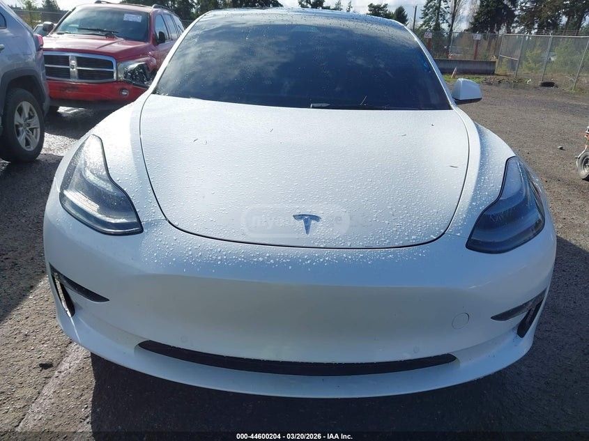 Tesla LONG RANGE DUAL MOTOR ALL-WHEE — миниатюра 9