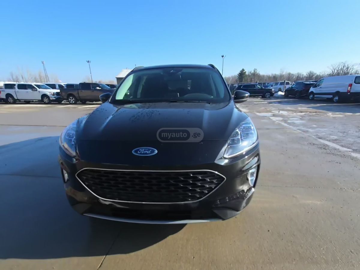 Ford Escape - фото 1