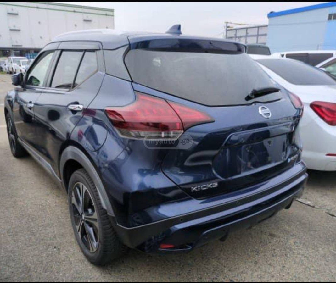 Nissan Kicks - фото 11