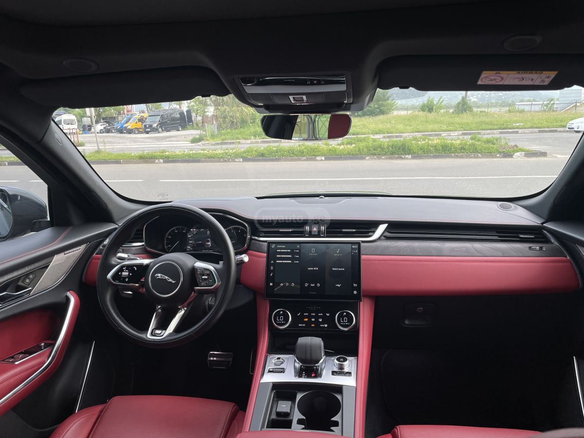 Jaguar F-Pace OR-dynamic packet 2023 — миниатюра 10
