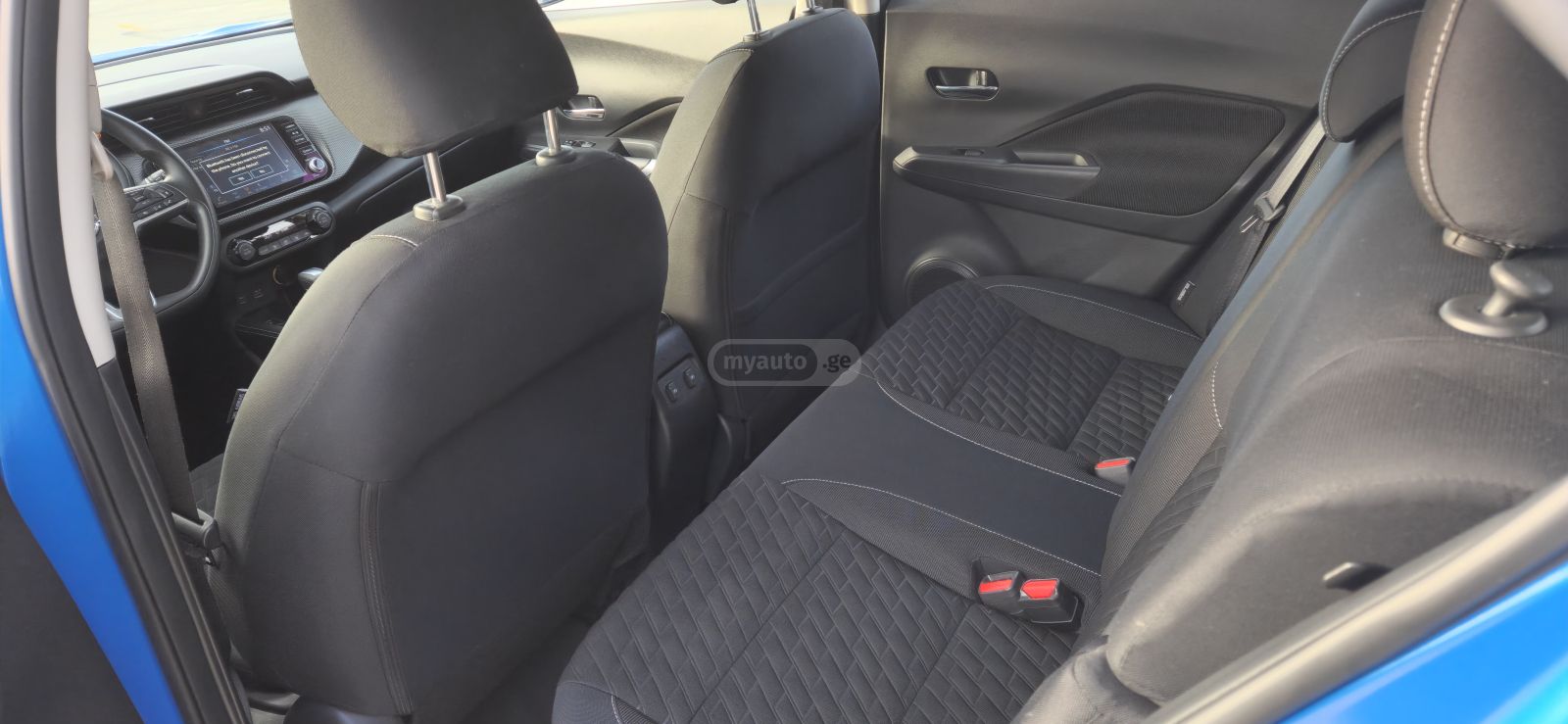 Nissan SV 4dr Front-Wheel Drive CVT — миниатюра 10