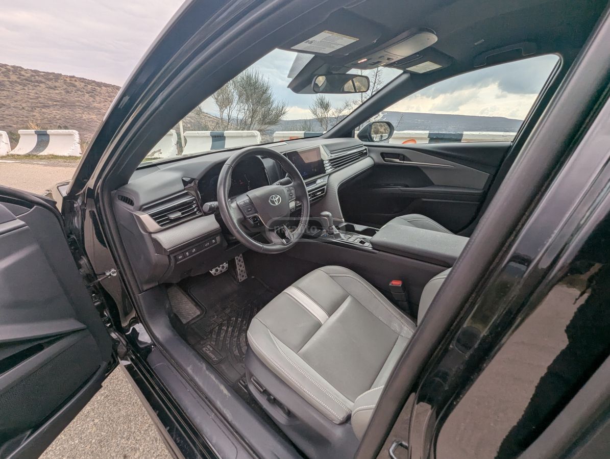 Toyota Camry - фото 7
