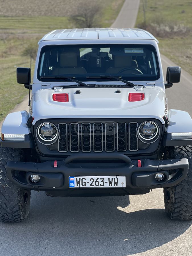 Jeep Wrangler - фото 1