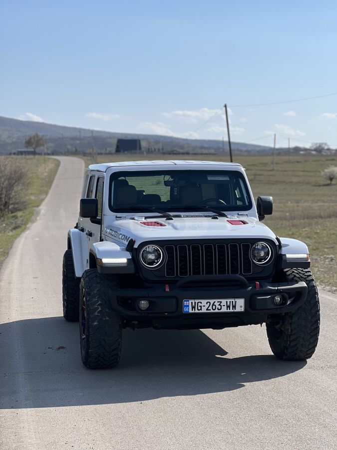 Jeep Wrangler - фото 2