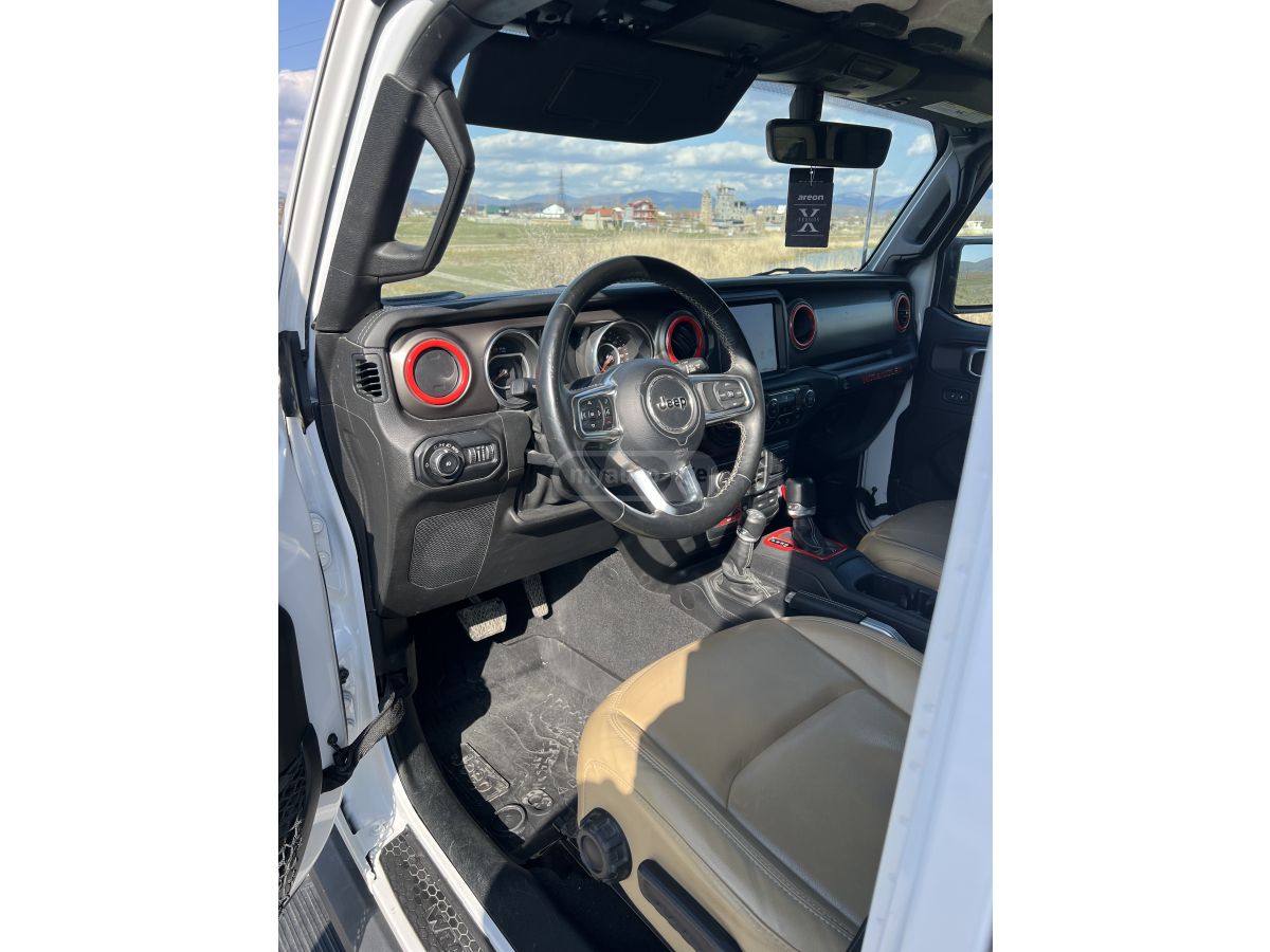 Jeep Wrangler - фото 9