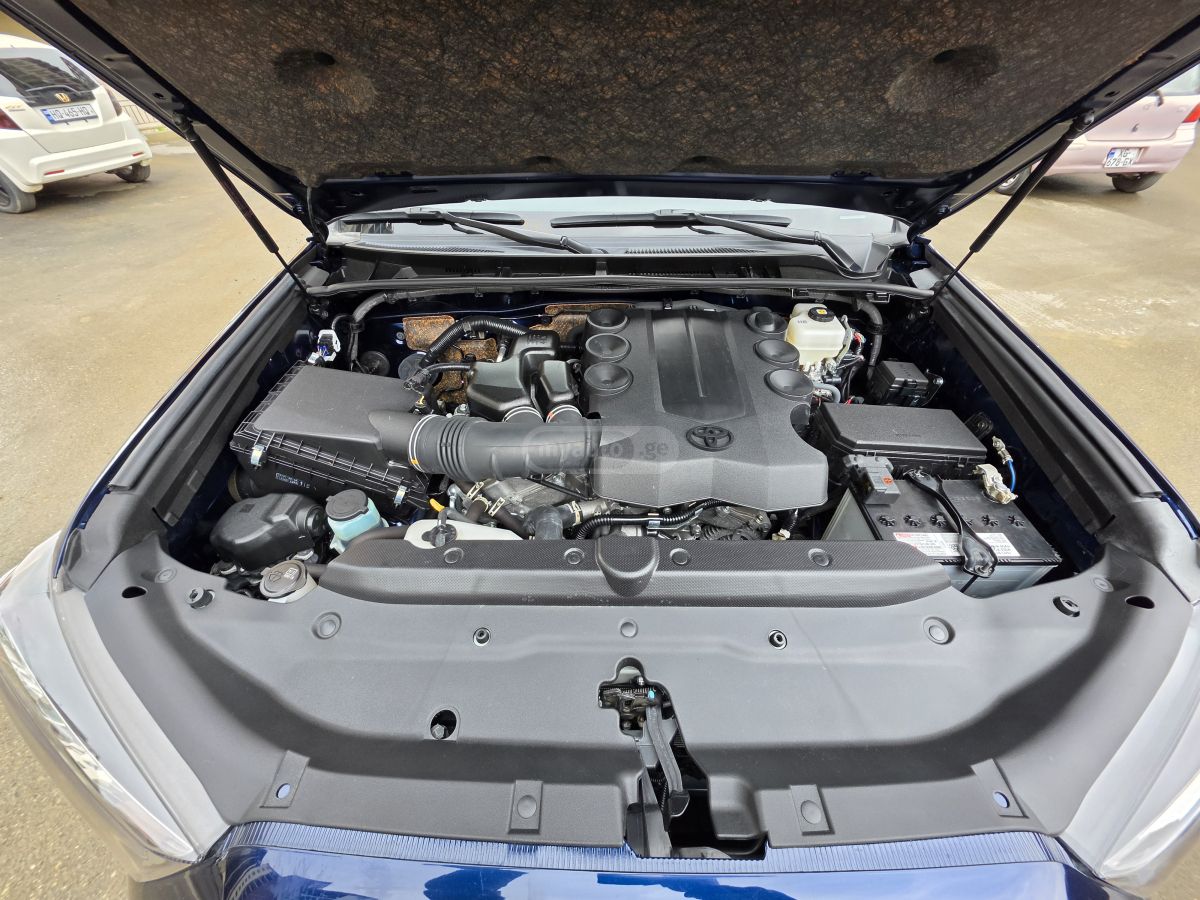 Toyota 4 Runner - фото 10