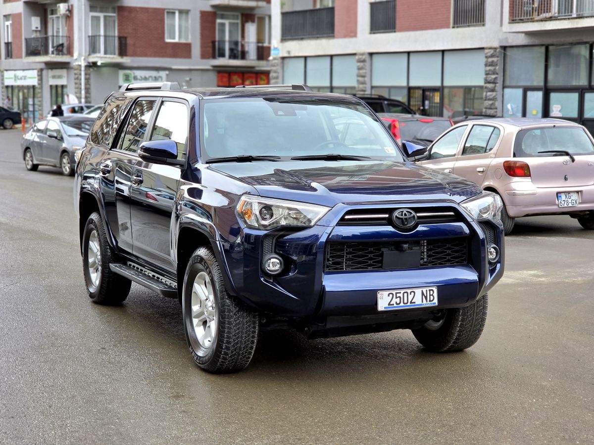 Toyota 4 Runner - фото 3