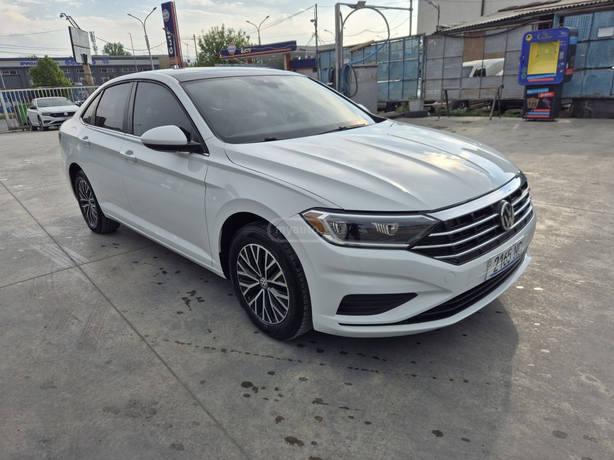 Volkswagen Jetta - фото 1