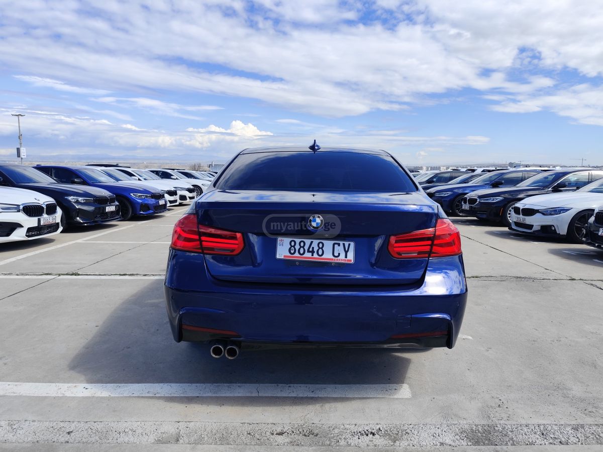 BMW 320 - фото 8