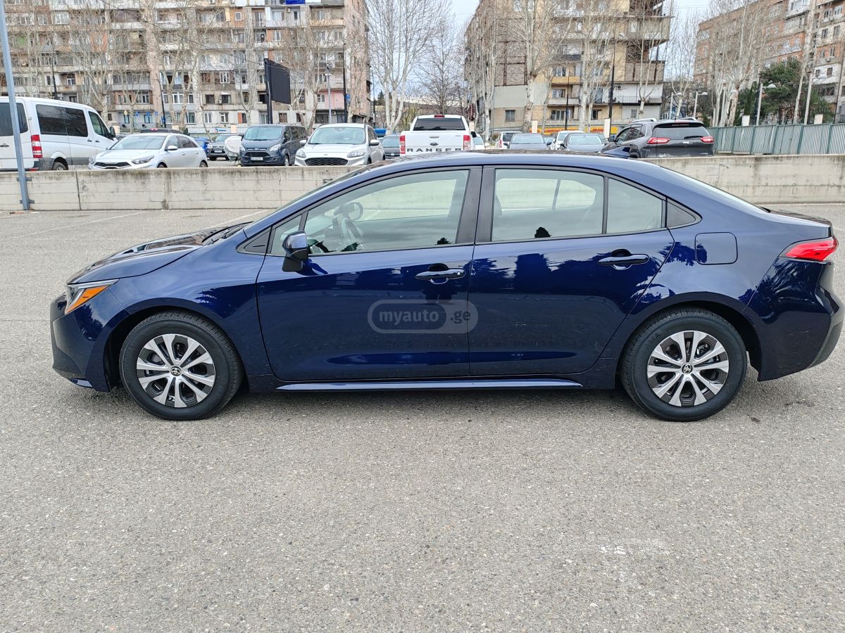 Toyota Corolla - фото 8