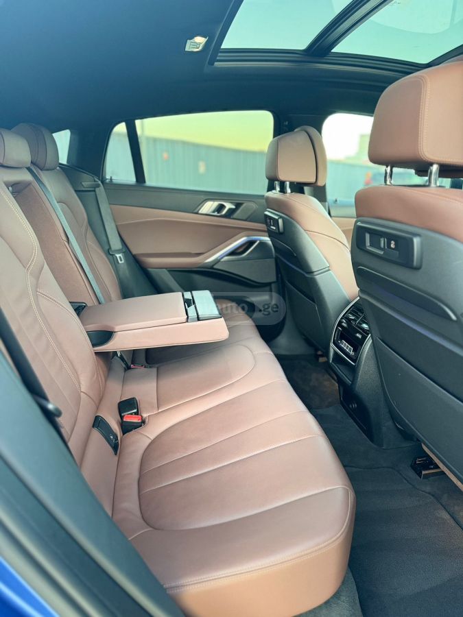 BMW X6 - фото 12