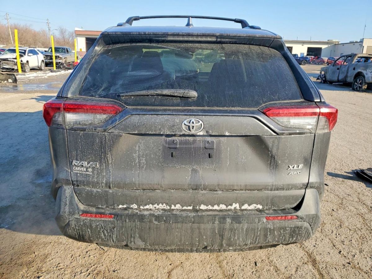 Toyota XLE — миниатюра 4